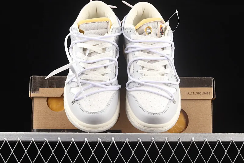 All Categories Nk SB Dunk Series Nk SB Dunk Low Low-top sneakers Pure original version OF x Nk Dunk Low OW Gray SB smashed backboard fashion casual sneakers DM1602-123
